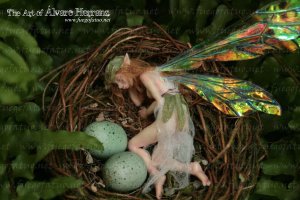 fairy_girl_sleeping_in_a_nest_by_alvarofuegofatuo-d5gbfxp